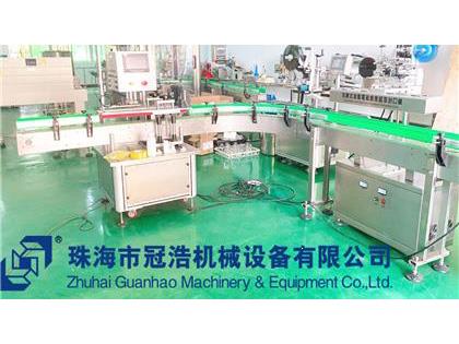 旋蓋機，鋁箔封口機，貼標機，噴碼機，整套生產(chǎn)線已完成生產(chǎn)送貨至客戶公司