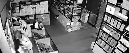 5大原因,解釋手機(jī)店和煙酒店為何成為被盜重災(zāi)區(qū) 5大原因,解釋手機(jī)店和煙酒店為何成為被盜重災(zāi)區(qū)