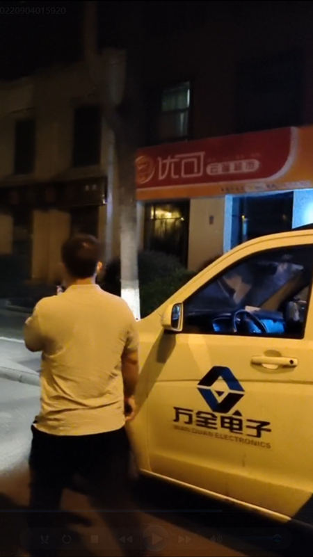 在成都疫情“靜默期”內，成都萬全電子監(jiān)控中心、巡邏部門、工程部門一直保持全天在崗服務