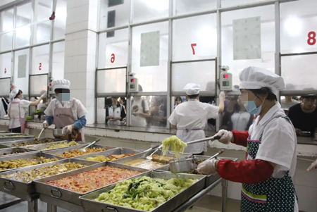 AI視頻聯(lián)網(wǎng)報(bào)警系統(tǒng)實(shí)現(xiàn)學(xué)校食品安全&ldquo;立體式&rdquo;監(jiān)管 