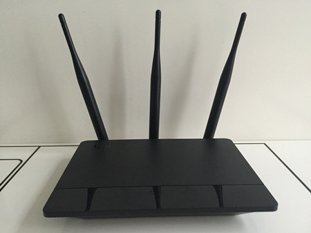 當路由器出現(xiàn)光纖不達標、掉線等情況時，可以這樣處理